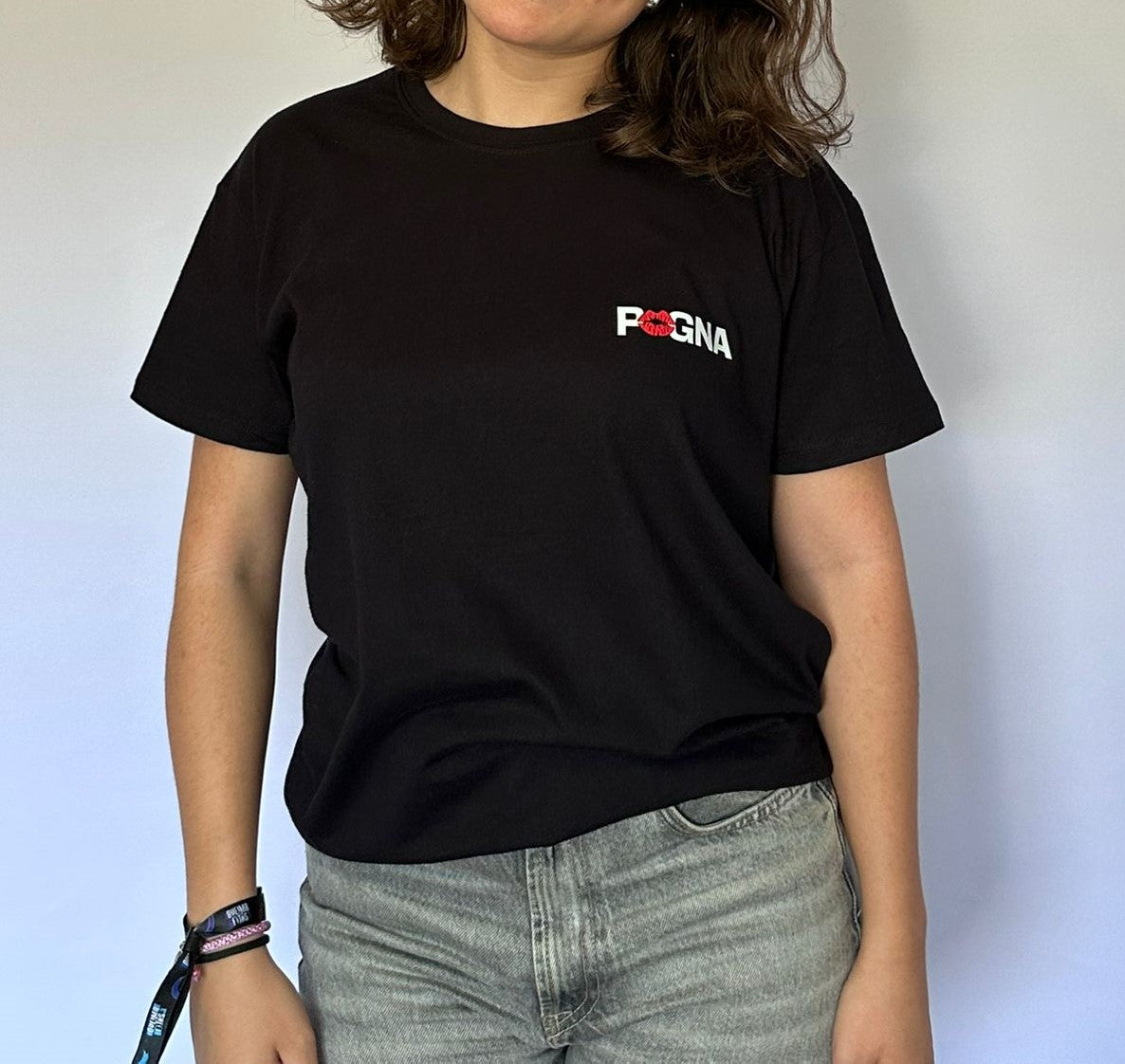T-SHIRT KISS ME WITH PASSION (PRETA)